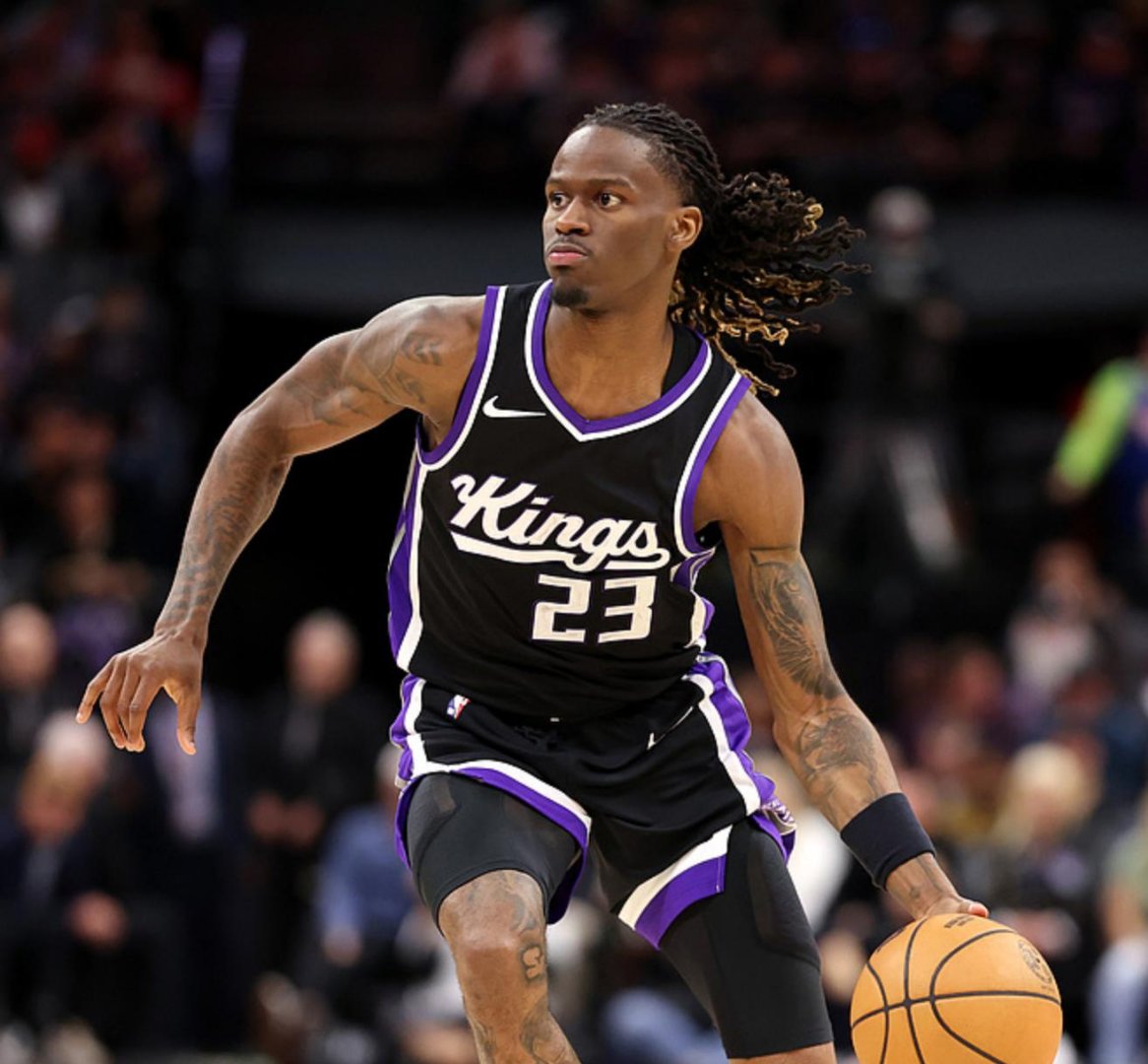 开云体育下载-关于NBA总决赛赛程吃紧，密尔沃基雄鹿冲刺阶段战术微调，底气十足，赛季目标并未改变的信息