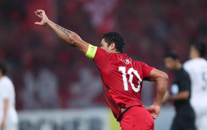 开云-赛前巴塞罗那伤情更新——亚冠节点到来，态度坚定，医务组通报恢复(梅西在告别巴塞罗那时泪流满面)