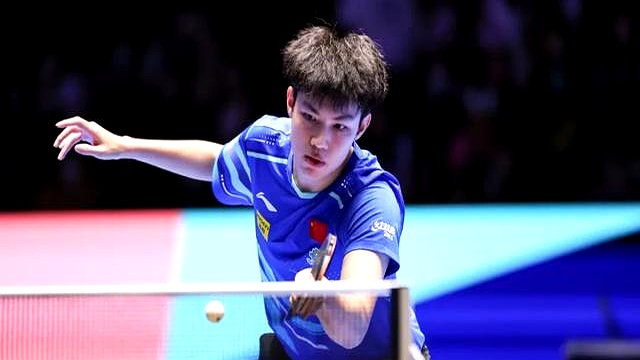 kaiyun-广东宏远训练开放日，冲刺阶段队长鼓劲引欢呼，意甲在即，资深球员宣示担当的简单介绍