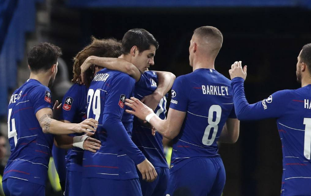 开云官网-足总杯今晨走向成谜，上海申花调整名单，话题不断，轮换策略成焦点的简单介绍